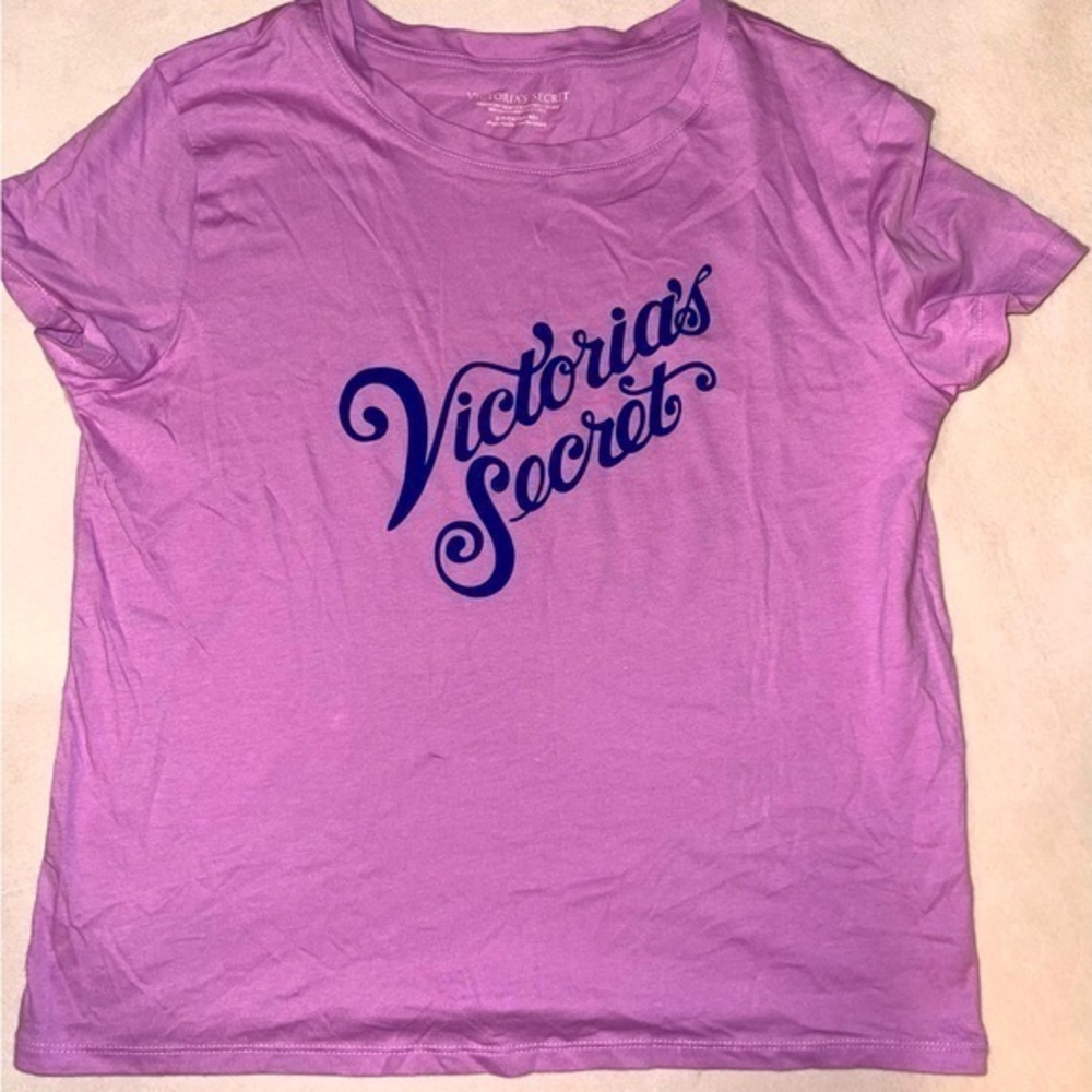 Victoria’s‎ Secret Shirt